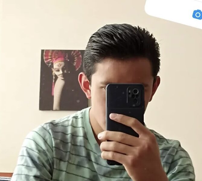 Carlos S.