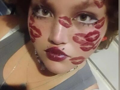 Demi